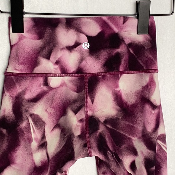 Lululemon leggings - Picture 5 of 10